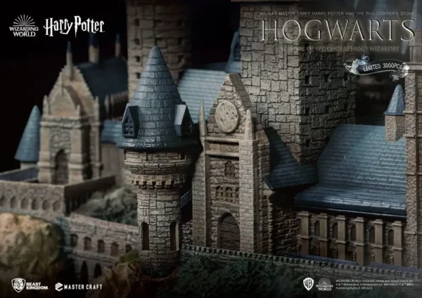 HARRY POTTER - Statuette Master Craft Château de Poudlard – Image 9