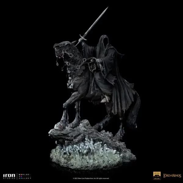 LE SEIGNEUR DES ANNEAUX - Statuette 1/10 Deluxe Art Scale Nazgul on Horse 42 cm – Image 3