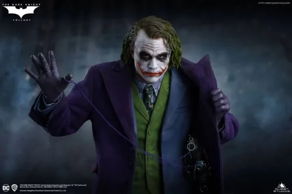 DC COMICS - Statuette 1/4 Heath Ledger Joker The Dark Knight Regular Version 52 cm – Image 2