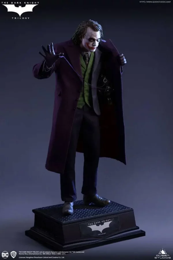 DC COMICS - Statuette 1/4 Heath Ledger Joker The Dark Knight Regular Version 52 cm – Image 5