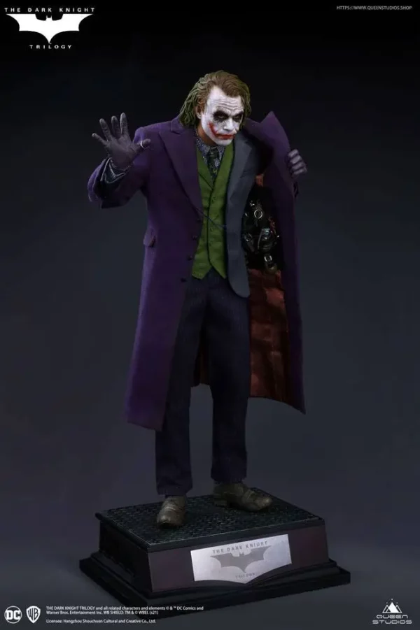 DC COMICS - Statuette 1/4 Heath Ledger Joker The Dark Knight Regular Version 52 cm – Image 7
