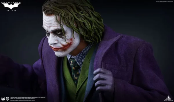 DC COMICS - Statuette 1/4 Heath Ledger Joker The Dark Knight Regular Version 52 cm – Image 8