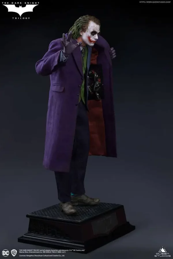 DC COMICS - Statuette 1/4 Heath Ledger Joker The Dark Knight Regular Version 52 cm – Image 9