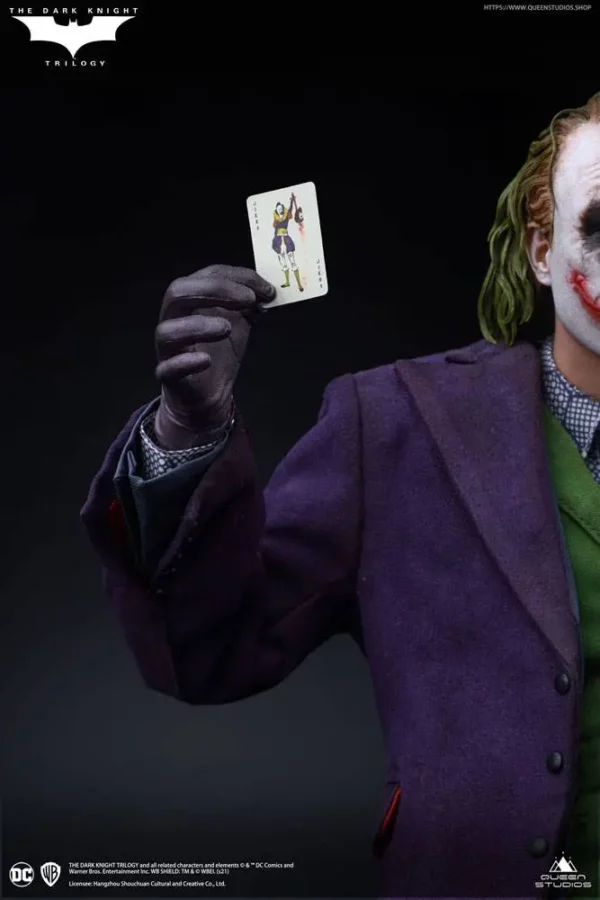 DC COMICS - Statuette 1/4 Heath Ledger Joker The Dark Knight Regular Version 52 cm – Image 14