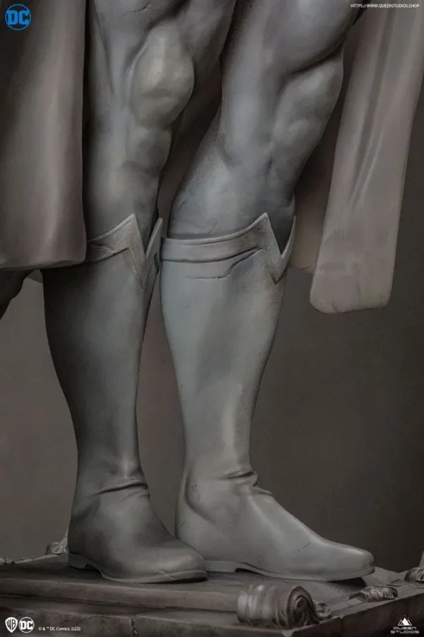 DC COMICS - Statuette 1/4 Superman Museum Line 60 cm – Image 8