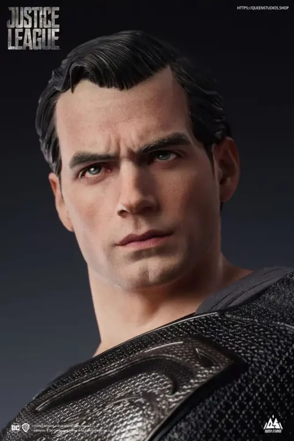 DC COMICS - Statuette 1/3 Superman Black Suit Version Regular Edition 80 cm – Image 7