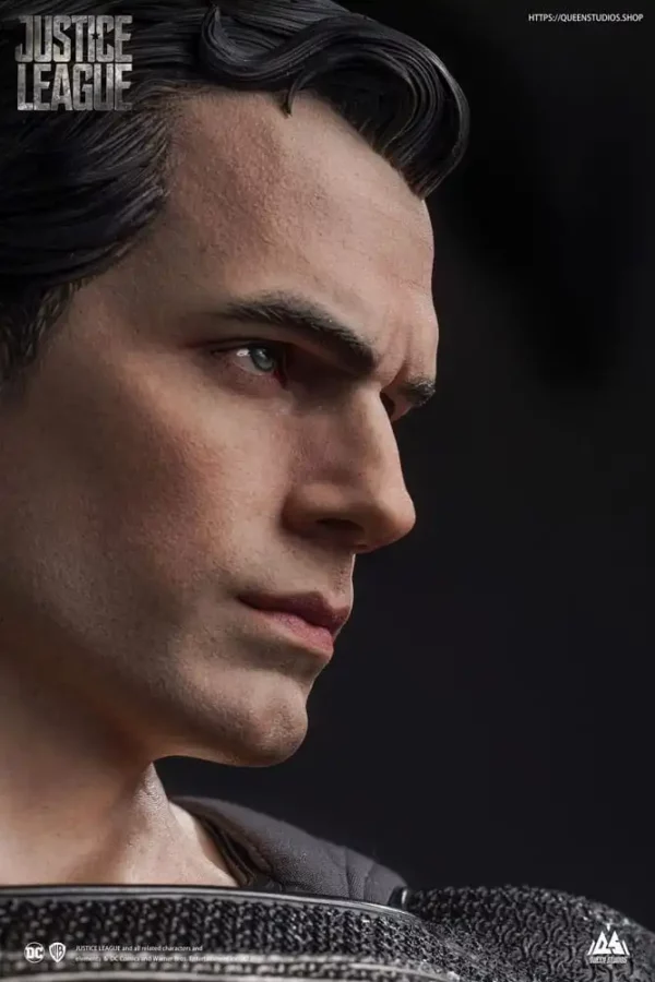 DC COMICS - Statuette 1/3 Superman Black Suit Version Regular Edition 80 cm – Image 10