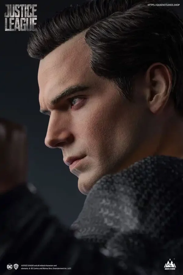 DC COMICS – Statuette 1/3 Superman Black Suit Version Special Edition 80 cm – Image 9