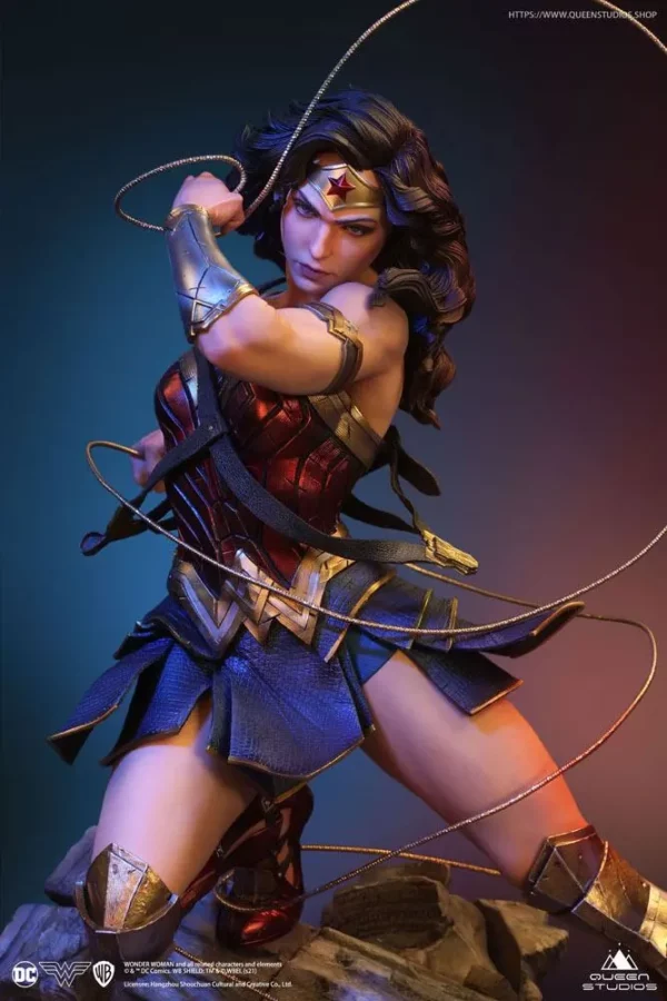DC COMICS - Statuette 1/4 Wonder Woman Early Bird Version 47 cm – Image 22