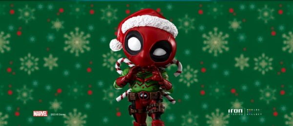 MARVEL – Figurine Deadpool Mini Co (Version Noël) 15 cm – Image 3
