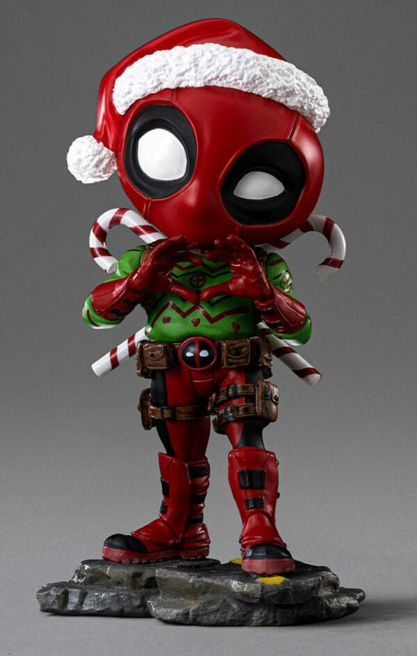 MARVEL – Figurine Deadpool Mini Co (Version Noël) 15 cm – Image 4