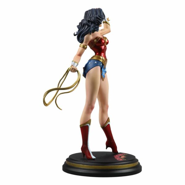 DC COMICS - Statuette DC Cover Girls Wonder Woman 25 cm – Image 4