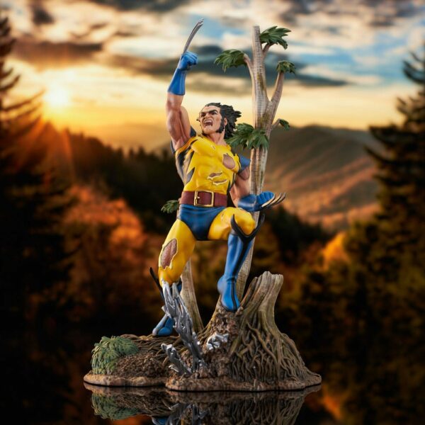 Marvel Gallery Statuette Wolverine 90's 28 cm – Image 3