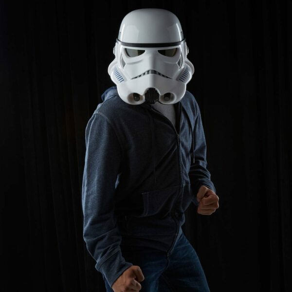 Star Wars Black Series – Réplique 1/1 Casque électronique Imperial Stormtrooper – Image 9