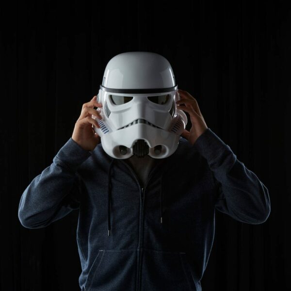 Star Wars Black Series – Réplique 1/1 Casque électronique Imperial Stormtrooper – Image 12