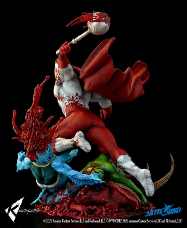 INVINCIBLE - Diorama Omni-Man The Ambush 52 cm – Image 9