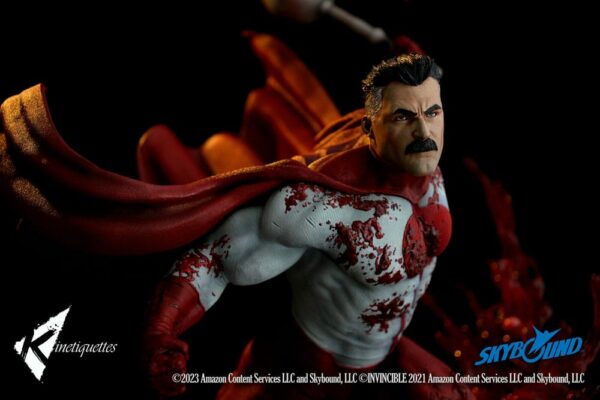 INVINCIBLE - Diorama Omni-Man The Ambush 52 cm – Image 11