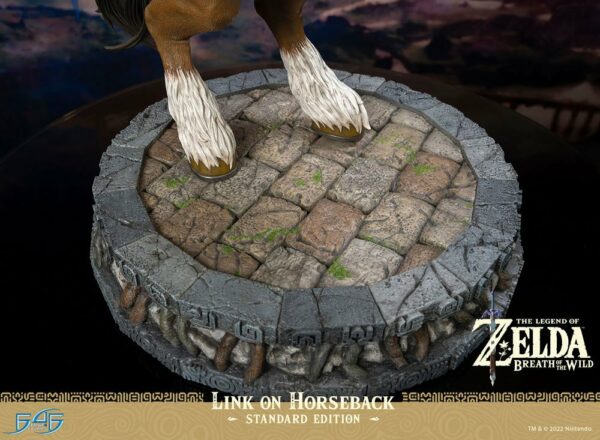 THE LEGEND OF ZELDA – Statuette Link on Horseback Breath of the Wild 56 cm – Image 24
