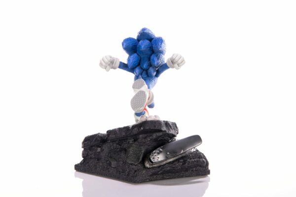 SONIC THE HEDGEHOG - Statuette Sonic Standoff 26 cm – Image 6