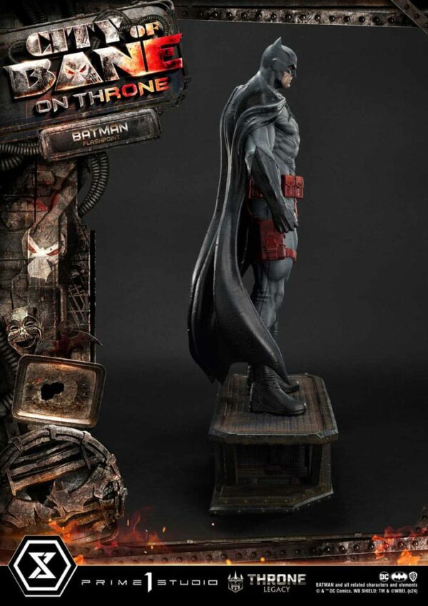 DC COMICS – Statuette 1/4 Throne Legacy Collection Flashpoint Batman 60 cm – Image 4