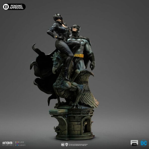 DC COMICS – Statuette Diorama 1/6 Batman & Catwoman 51 cm – Image 2