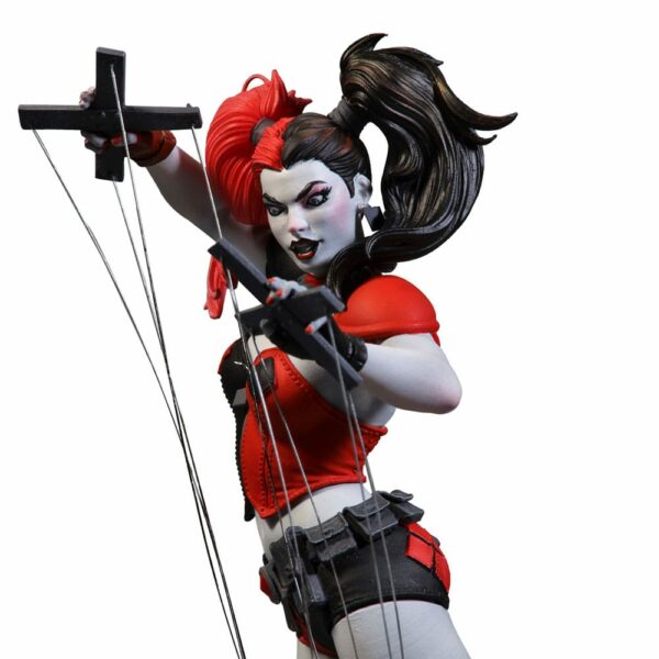 DC COMICS – Statuette 1/10 Harley Quinn Red, White & Black 18 cm – Image 2