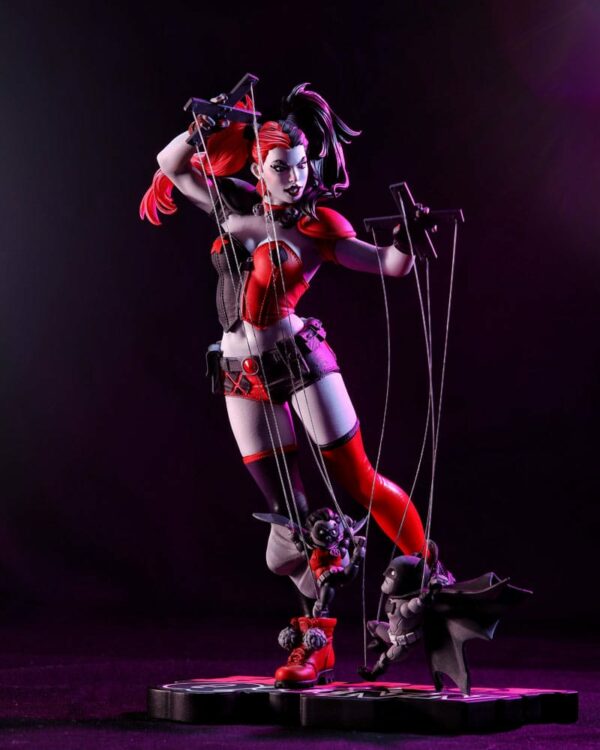 DC COMICS – Statuette 1/10 Harley Quinn Red, White & Black 18 cm – Image 3