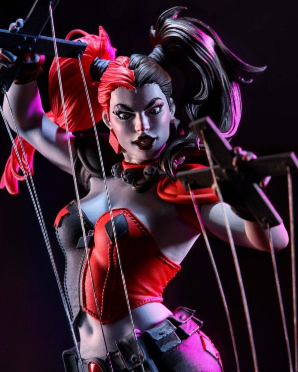 DC COMICS – Statuette 1/10 Harley Quinn Red, White & Black 18 cm – Image 7