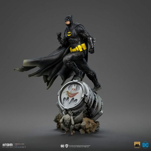 DC COMICS – Statuette BDS Art Scale Deluxe 1/10 Batman Deluxe (Black Version Exclusive) 30 cm – Image 3
