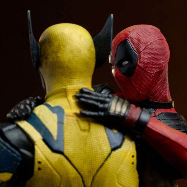 MARVEL – Statuette 1/10 Art Scale Deluxe Deadpool & Wolverine 21 cm – Image 4