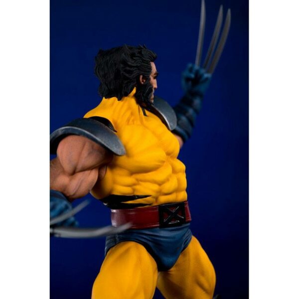 MARVEL – Statuette 1/6 Wolverine PrototypeZ 35 cm – Image 9