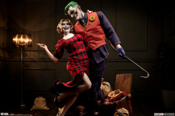 DC COMICS – Statuette 1/5 The Joker & Harley Quinn Lawless Love 41 cm (DC Comics Mythos) – Image 3