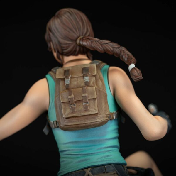 TOMB RAIDER – Statuette Lara Croft 24 cm – Image 6