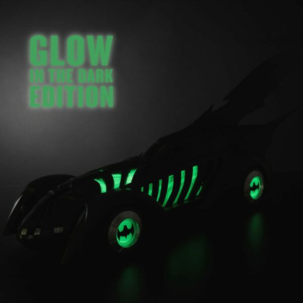 DC COMICS – Figurine Batmobile Batman Forever Glow in the Dark Editon 79 cm – Image 3