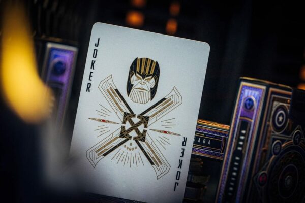 MARVEL – Jeu de Cartes à jouer Avengers (Version Bleue) – Image 15