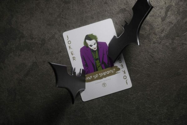 DC COMICS – Jeu de Cartes à jouer Batman: The Dark Knight Trilogy – Image 6
