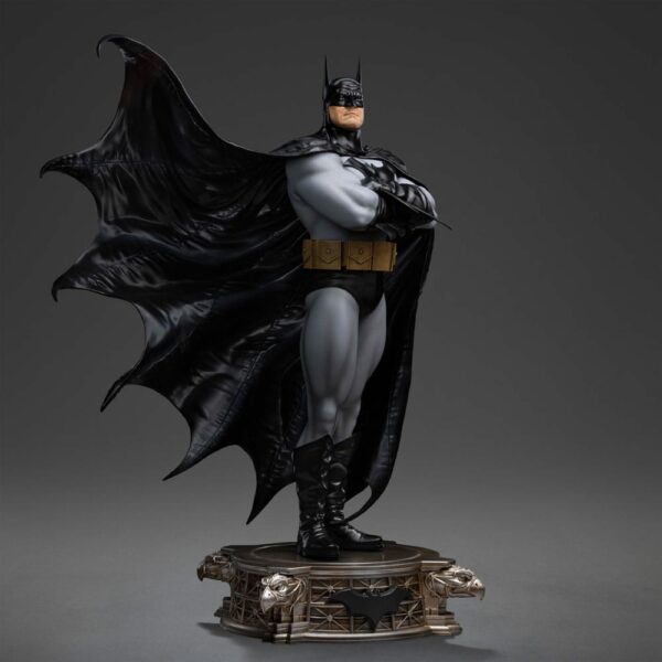 DC COMICS – Statuette Legacy Replica 1/4 Batman DC Trinity 60 cm – Image 4