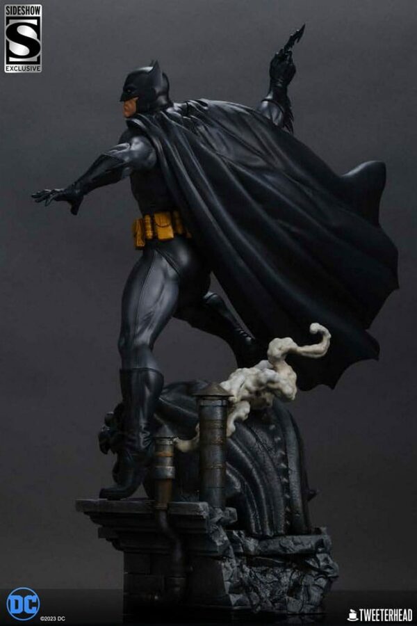 DC COMICS – Statuette 1/4 Batman (Black and Gray Edition) 66 cm – Image 8