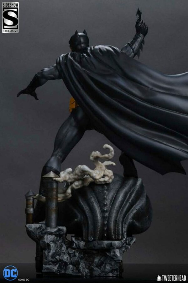DC COMICS – Statuette 1/4 Batman (Black and Gray Edition) 66 cm – Image 9