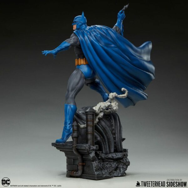 DC COMICS – Statuette 1/4 Batman (Retro Edition) 66 cm – Image 8