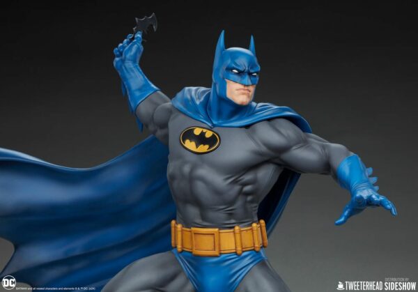 DC COMICS – Statuette 1/4 Batman (Retro Edition) 66 cm – Image 11