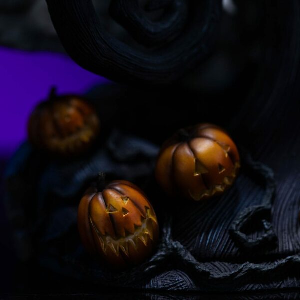 L’ÉTRANGE NOËL DE MONSIEUR JACK – Statuette 1/10 Deluxe Art Scale Jack Skellington Sally & Zero 39 cm – Image 13