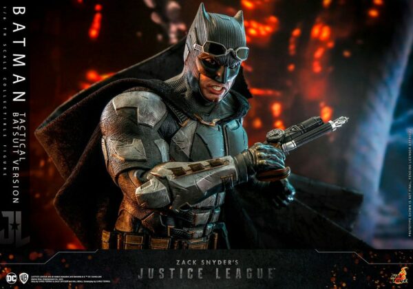 DC COMICS – Zack Snyder's Justice League Figurine Movie Masterpiece 1/6 Batman Tactical Suit 33 cm – Image 17