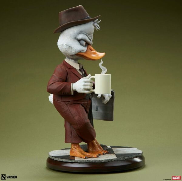 MARVEL – Statuette Premium Format Howard the Duck 28 cm – Image 10
